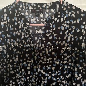 Woman’s blouse**SZ~L**Cocomo**cool & comfortable. NWOT!